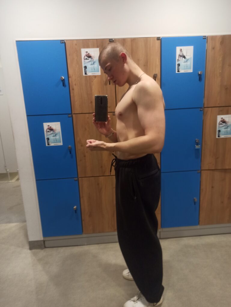 Adrian Wyszomirski trener personalny Warszawa – efekt końcowy przemiany sylwetki, 187 cm i 85 kg po wdrożeniu Redukcja PRO