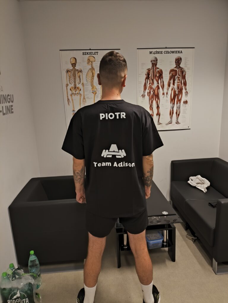 Piotrek – rekompozycja sylwetki i nauka poprawnej techniki pod okiem Adriana Wyszomirskiego trenera personalnego CityFit Wiatraczna