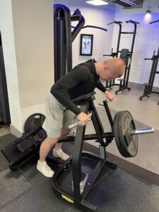 Read more about the article Redukcja tłuszczu po 30 roku życia – dlaczego cardio to zły start